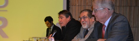 El panel también contó con la presencia de Pedro Anguita y Ricardo Hepp.